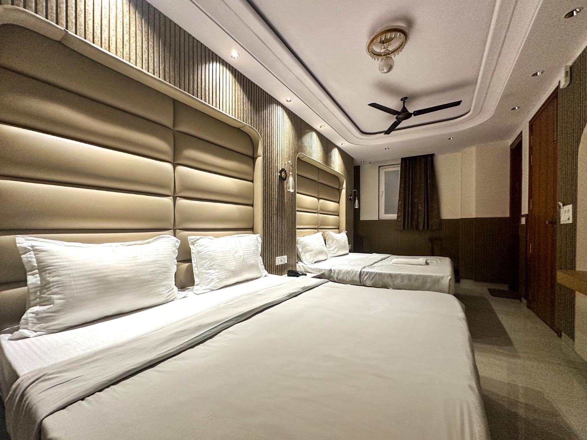 Delhi Delight Premium Bed and Breakfast New Delhi Exteriör bild
