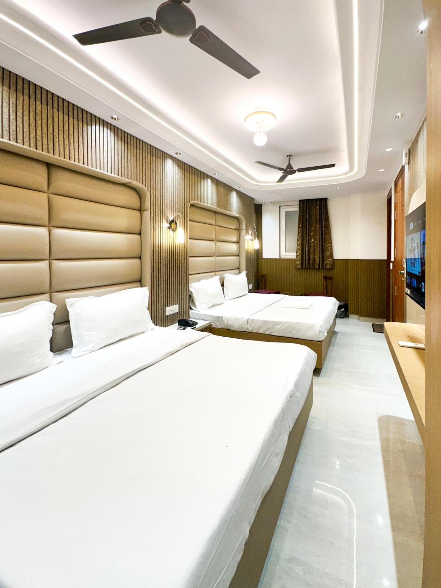 Delhi Delight Premium Bed and Breakfast New Delhi Exteriör bild