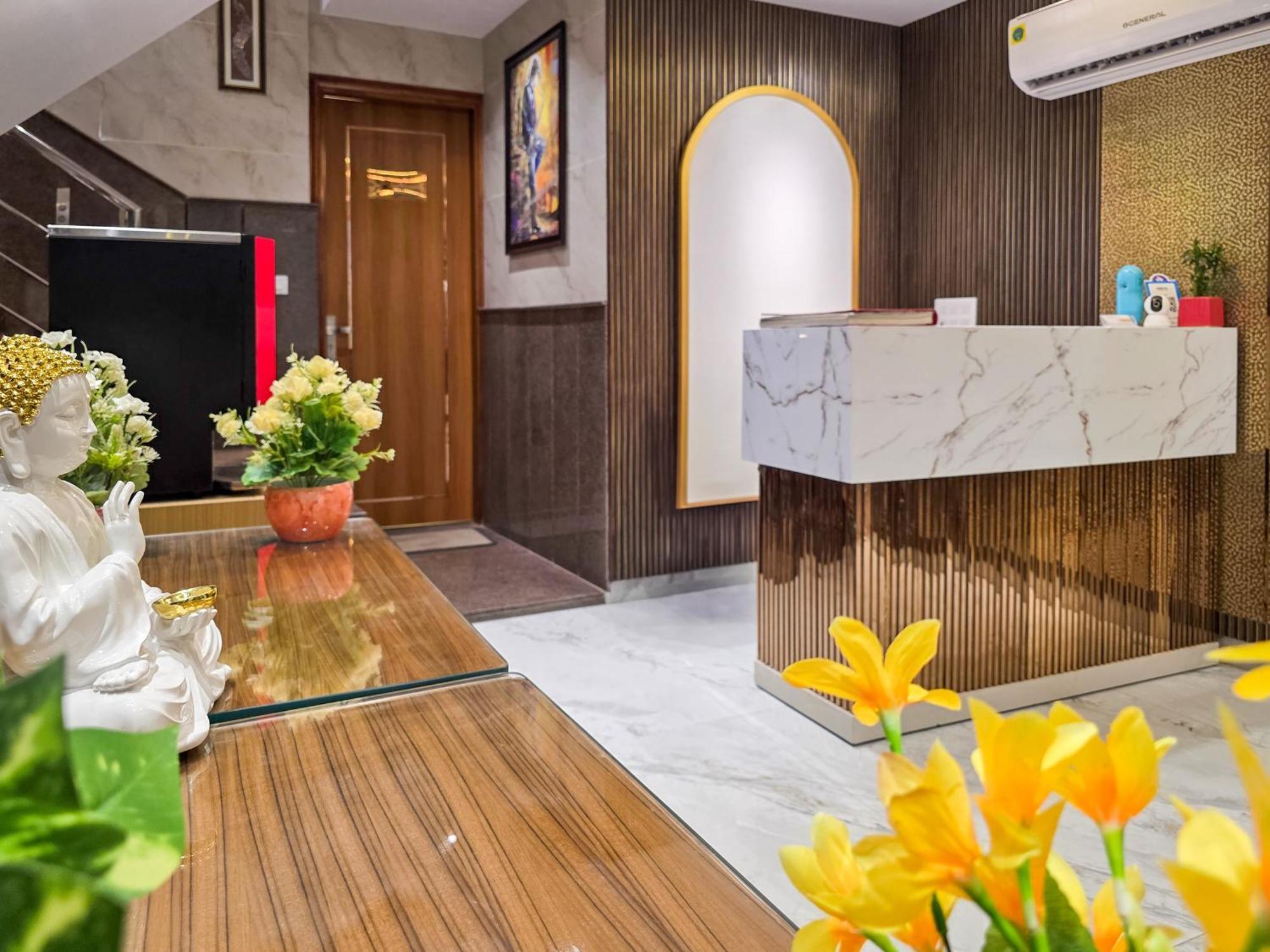 Delhi Delight Premium Bed and Breakfast New Delhi Exteriör bild