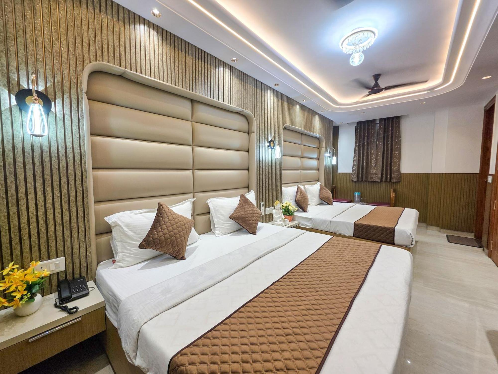 Delhi Delight Premium Bed and Breakfast New Delhi Exteriör bild