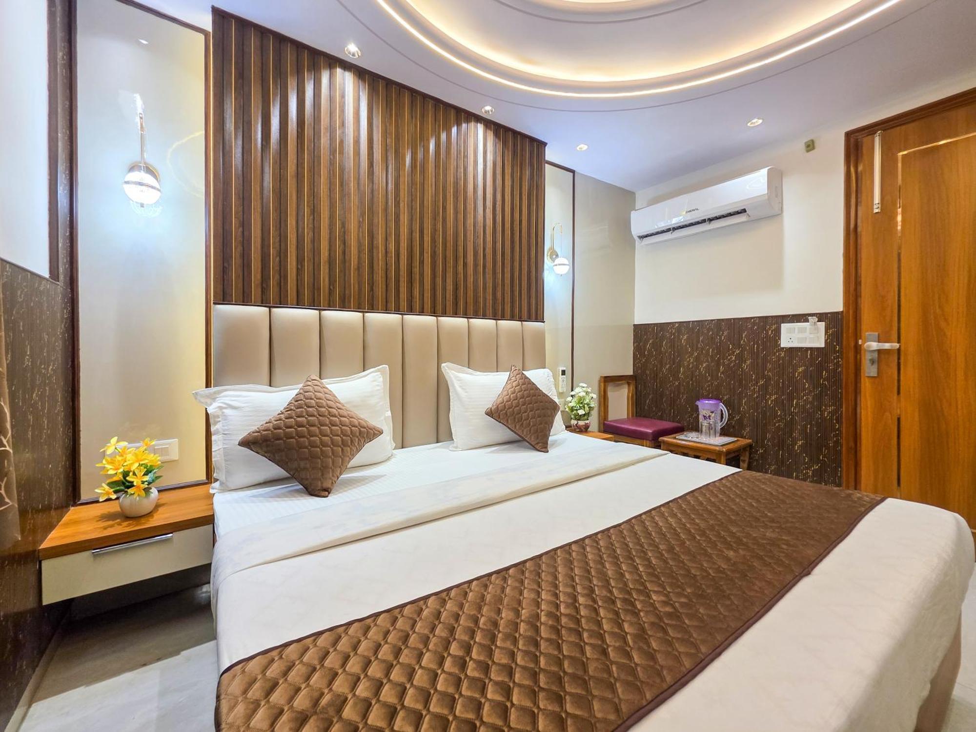 Delhi Delight Premium Bed and Breakfast New Delhi Exteriör bild
